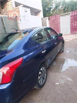 نيسان فيرسا